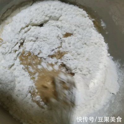 红糖马拉糕中午刚做完，晚上又想吃了