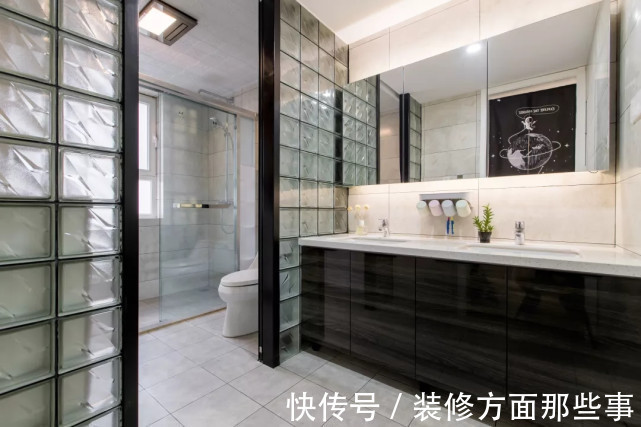 餐厅|143平简约风三居室,餐厅卡座的周边居然做了柜子