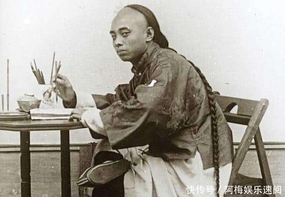 剃发|恶心清朝人的辫子有多脏虫子满头跑,头发解开时,当场呕吐