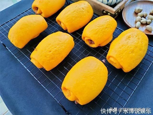 用南瓜和红豆做早餐,松软料足,做1次吃3天,简单省事营养好