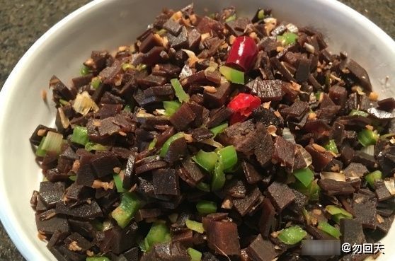 女性|女性有孕时尽量别多食用3种食物,会出现胎毒,损伤宝宝发育