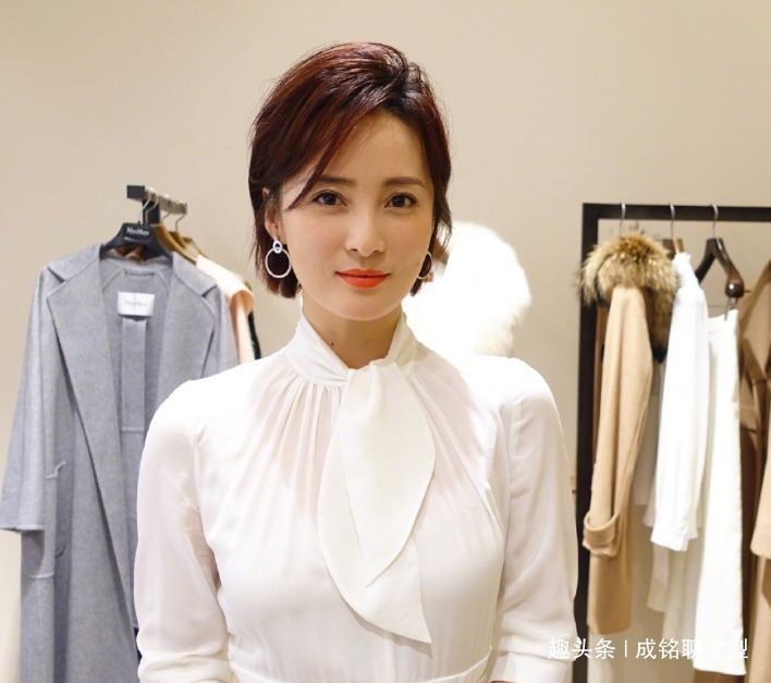 发质|40岁左右的女性做什么发型适合有值得推荐的发型吗