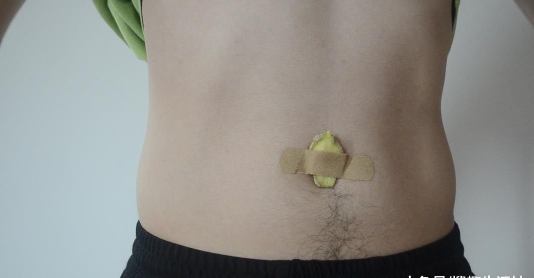 创可贴贴在眼镜上太厉害了, 解决了很多人的困扰, 看完赶紧去试试