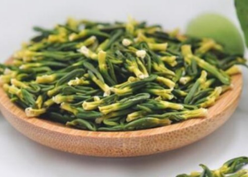 莲子芯|晚上失眠多梦别慌!常用此物泡水,每天一杯,皱纹没了,告别失眠