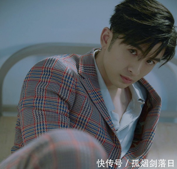 乐华|欢瑞一哥,嘉行一哥,唐人一哥,乐华一哥,看到哇唧唧哇爱惨了