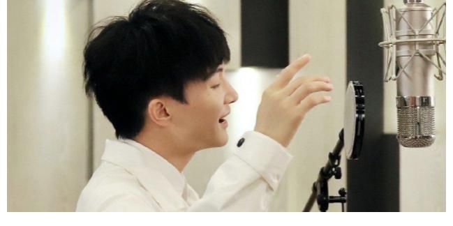 張信哲|當年大家都非常看好的周深，為什么沒被那英喜歡？