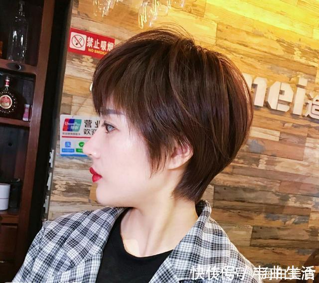 梓墨|剪这样的漏耳超短发,简直不要太美,气质提升了一大截,还很时尚
