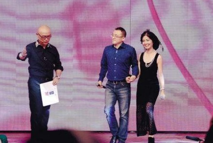 现状|非诚勿扰51岁阿姨被34岁小伙“抱”走,时隔五年,现状让人感慨