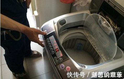 洗衣机有''隐藏开关''，只要打开，脏水自动流出，不怕越用越脏了
