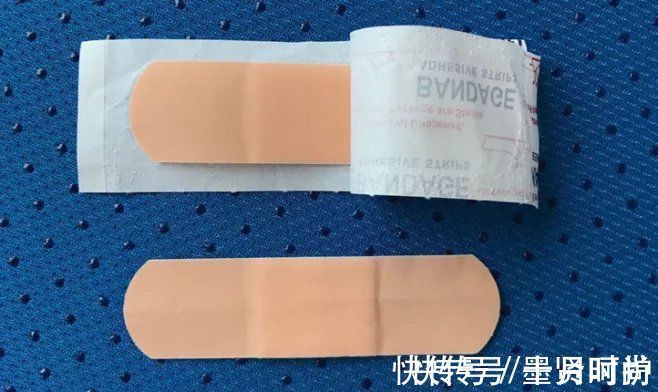 手指|三岁女童被活活截断手指,终生残疾!只因用错创可贴,快自查