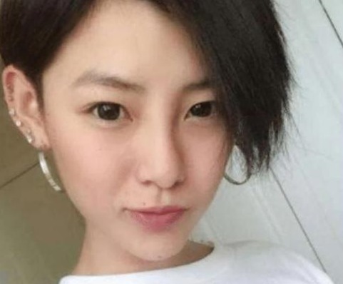 超短裙|一夜爆红的“黑婚纱新娘”嫁给富二代,2年过去了,现在还好吗?