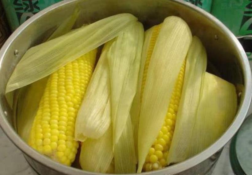 身体不适|吃完玉米一个小时内,不能吃“那几样东西”,尤其是“第三种”