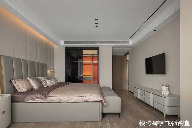 衣帽间|愈归|轻奢淡雅的家,让设计回归生活