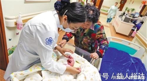 张丽珠|我国首例“试管婴儿”,如今已32岁了,她和我们究竟有什么区别?