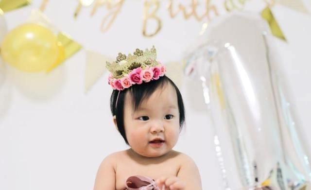 小游戏|一岁宝宝,在家不花一分钱,6个小游戏,提高宝宝智力!