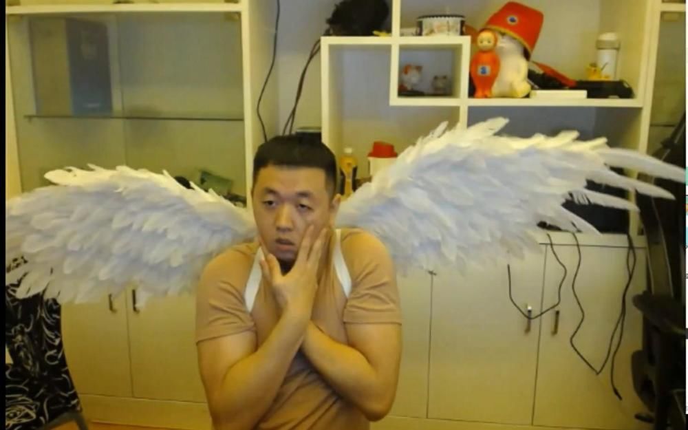 药水哥和一龙再度碰撞?药水哥竟惨被按在地上打!