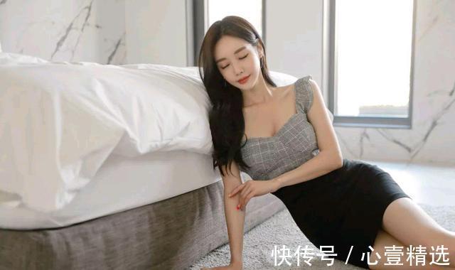 孙允珠|女神孙允珠高清时尚搭配:凌空雪岩灰石俏皮露脐无袖裙