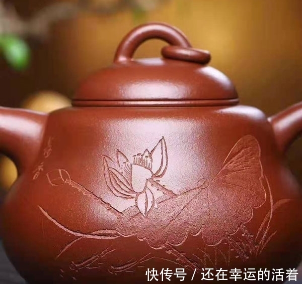 a8562|相同泥料的紫砂壶相差很大?懂壶人:主要是这几点!