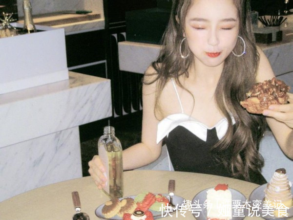 坏习惯 女人涂口红时,这3个“坏习惯”不改,口红再贵还是会掉色沾杯