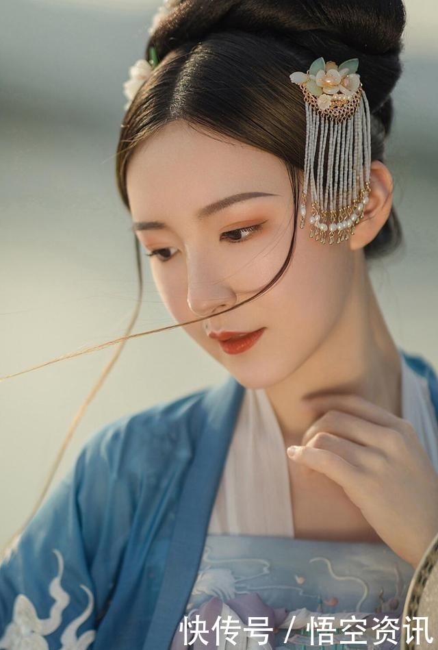 隐士@王维写黄昏的一首诗,只有短短8句,却惊艳了世人一千多年