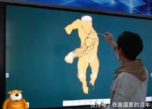落笔|本以为小伙子是个美术生,当最后落笔的那一刻,网友:学医潜力股