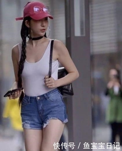 街上|这样简单的穿搭,让你成为街上最靓的妞,回头率超高