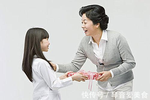 小时候|长大越不孝顺的孩子,小时候越喜欢说3句话,愿你家娃没说过一句