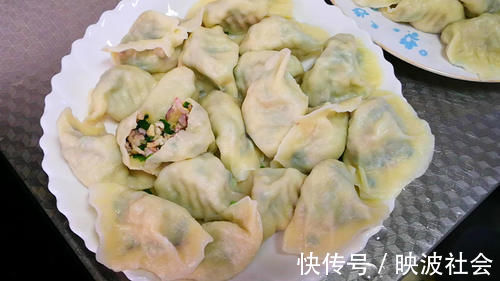 入秋后，猪肉牛肉靠边站，此肉最鲜美，才6块一斤，包饺子特香