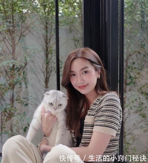 半裙 针织衫 + 3件下装,好看哭了!