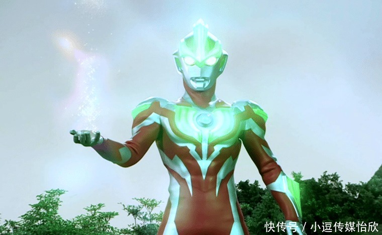 获得奥特之王帮助的五个奥特曼，一个属于蓝族，还有一个在撒谎！