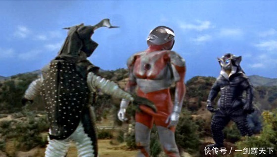 怪獸|看到這些奧特曼皮套演員受過的傷,你覺得他們容易嗎