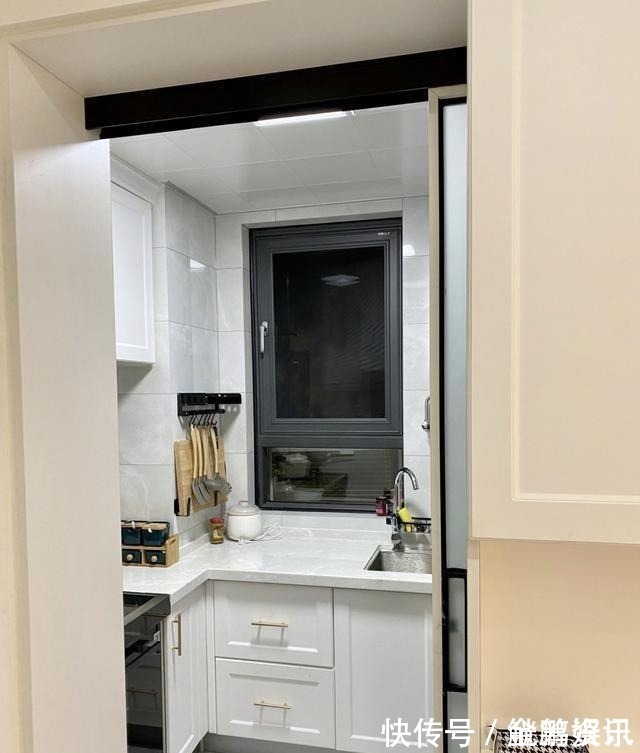 家居|107㎡的家装风格选择了白色系,简单干净现代时尚,就是不耐脏