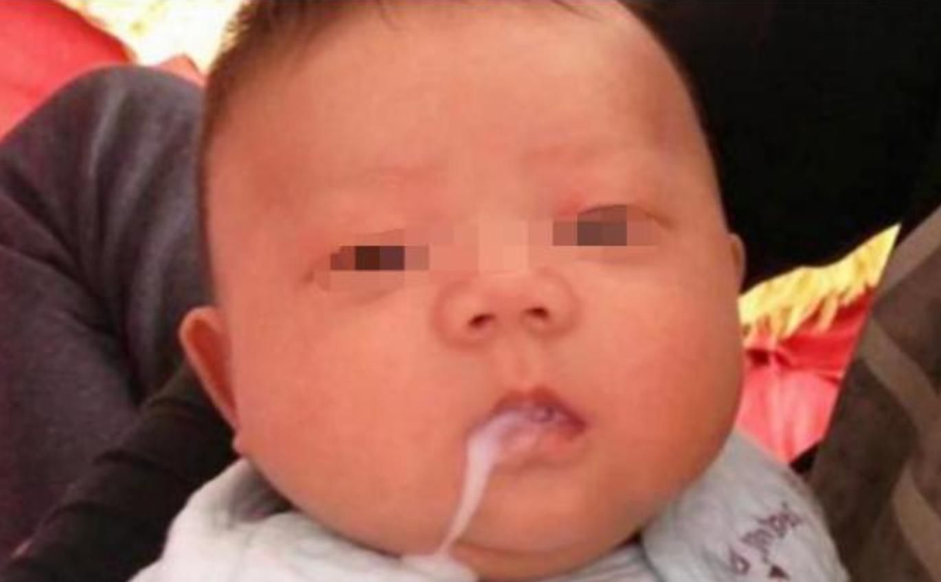 孩子|有一种'偷懒'叫开水烫奶瓶,家长以为很干净,却“坑”了孩子