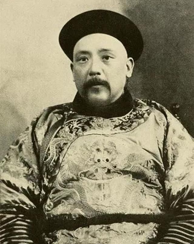 袁家|袁世凯当过大总统，为何他去世以后，却没有葬入袁家祖坟