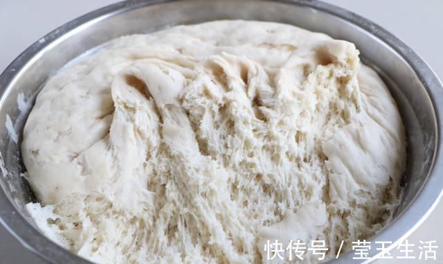 女儿就馋我做的面食,不用酵母不用二发,蓬松柔软每顿都要吃2个