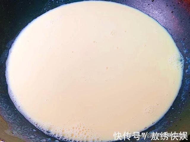 外行|打豆浆时,泡好的黄豆直接磨是外行!多加1步,豆浆又香又浓又滑