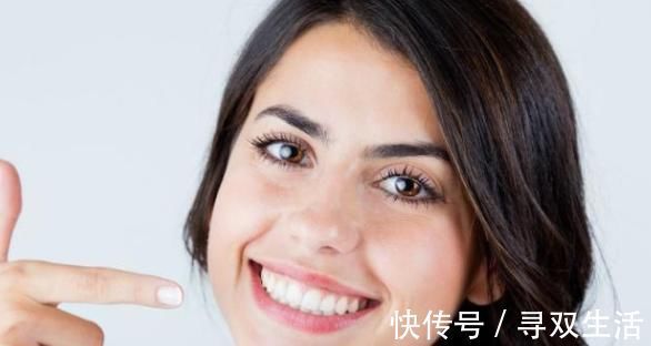 刷牙|牙膏沾了水再刷,但还是一口黄牙,改正3点,和口臭永不相见