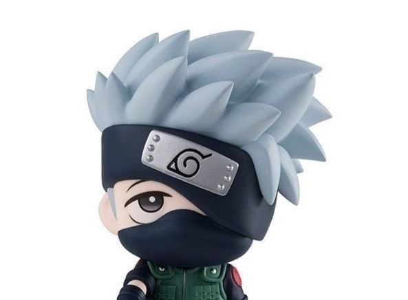 鸣人|被卡卡西和鸣人的Q版手办萌到，鸣人的笑容很治愈，卡卡西很呆萌