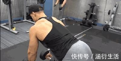 背部|练背的几个好处，一组背部训练，让你练出迷人的背部线条