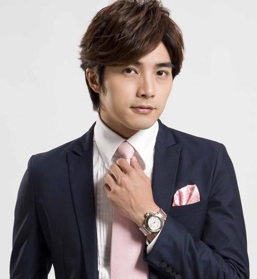 贺军翔 男版《浪姐》终于官宣,本以为选手够有看点,没想评委却更抢风头