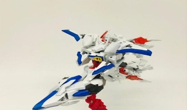 mg|多装备搭载、可变形，HG比例天蚀高达模型