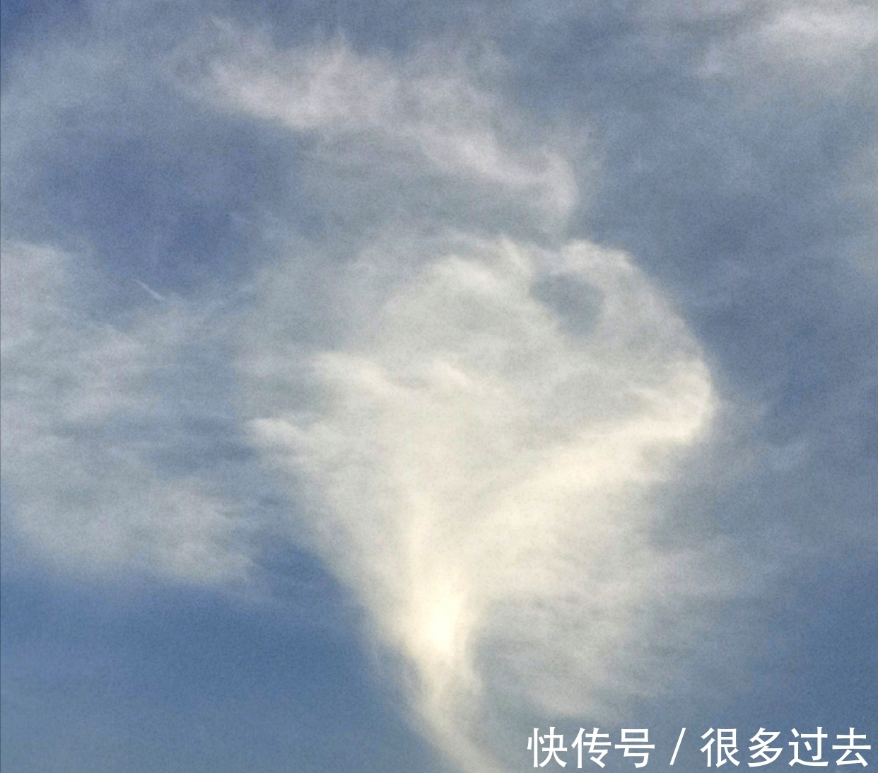 散文|原创散文:武汉的云,故乡的云