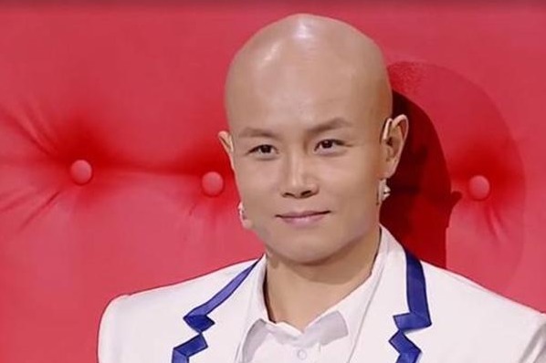 孟非|樂(lè)嘉45歲近照曝光，曾是”非誠(chéng)勿擾“著名主持，如今依舊我行我素