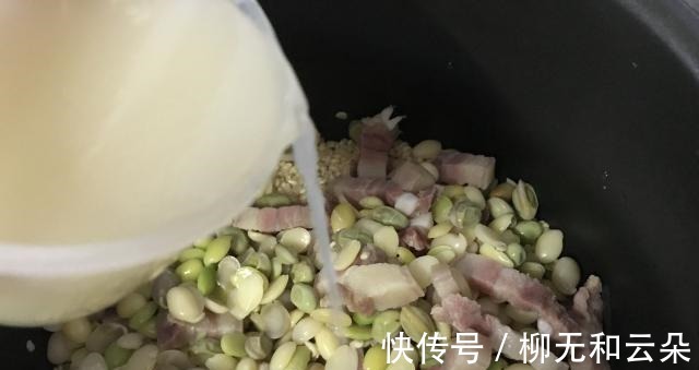 吃了几十年的米饭，这种做法还是第一次见，让你吃一回想两回！