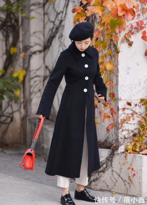 穿搭 有品位的女人,冬季都在穿“大衣+西装裤”,颜值不高也能显气质