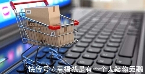 实体|实体店的“用途”变了？服装店老板：试完衣服就走，转手就网购！