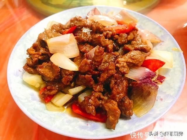 媳妇临产,岳母来家陪护,老妈做了12菜1汤招待,大家看看怎么样