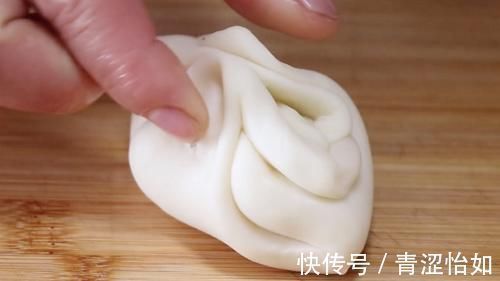 想吃这种肉酥饼不用买,方法跟比例告诉你,新手也能一次成功