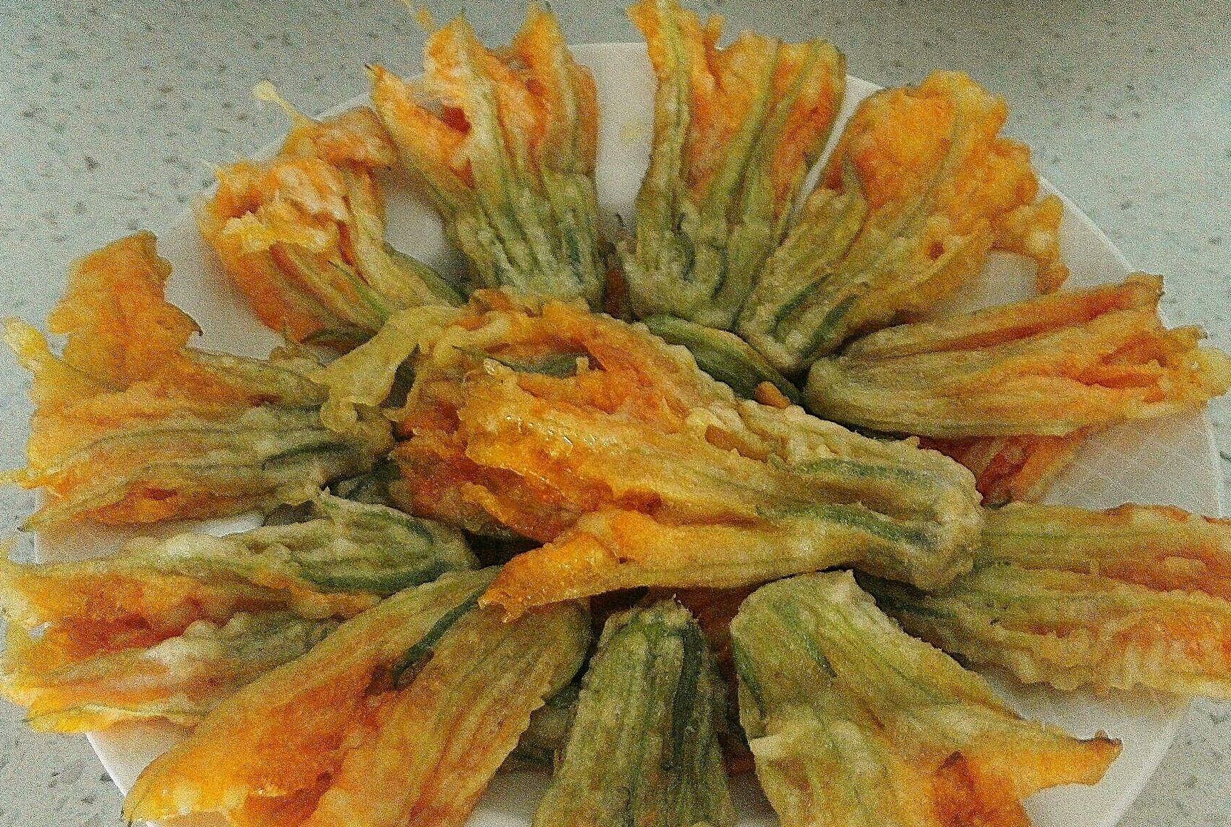 南瓜花|现在最该吃的菜是它了,2元钱一斤,消除疲劳,改善睡眠,防中风