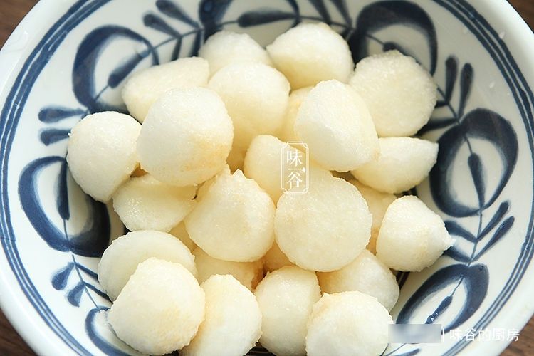 立秋后，最该吃此水果，加红酒煮一煮，好吃又养人，对女性尤其好